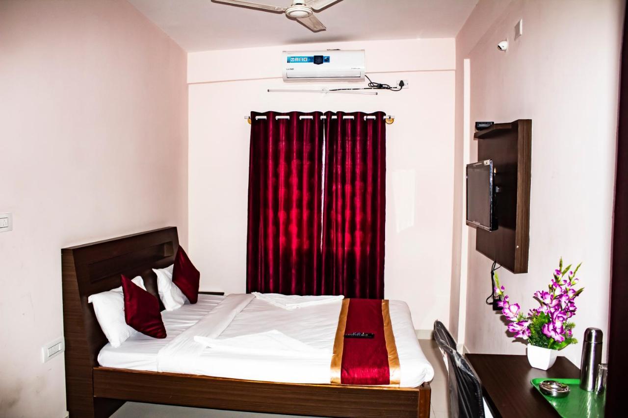 Hotel Royal Suites 班加罗尔 外观 照片